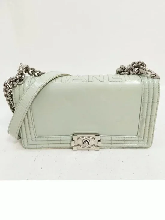 Authentic Chanel Boy Bag Mint Green Quilted Leather Flap Silver Chain CC Logo - Picture 2 of 16